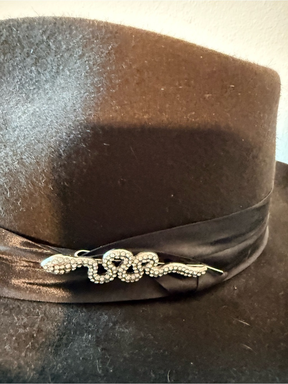 Classic Brown Wool Fedora Hat with Satin Band Dobbs hat - Picture 6 of 9